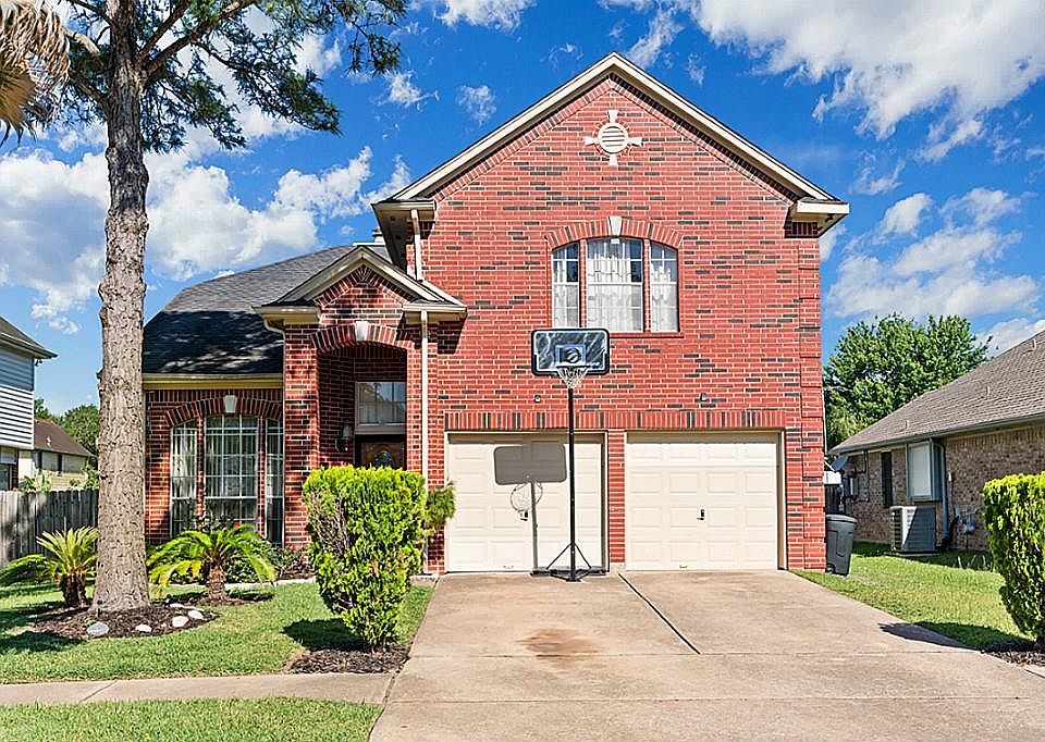 1st image of 3622 Brookwood Dr
