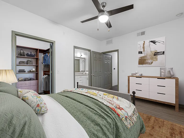 10420 McKinley Dr — Photo 10