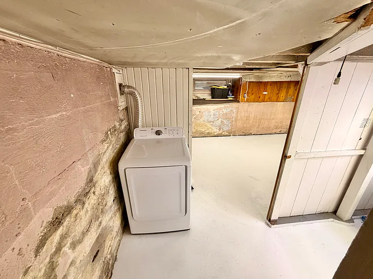 2419 W Regan Ave — Photo 34