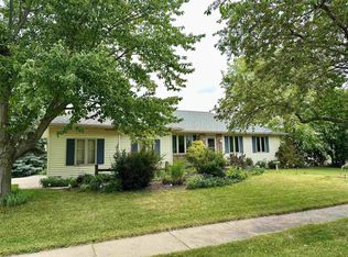 1901 N Page St, Stoughton, WI 53589