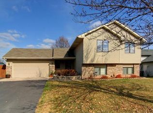 5036 Riverwood Dr, Savage, MN 55378