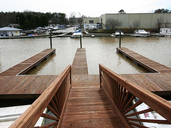 2 slip dock & 2 jet ski floa