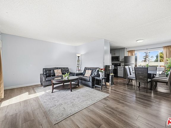 5th image of 8800 Cedros Ave APT 212