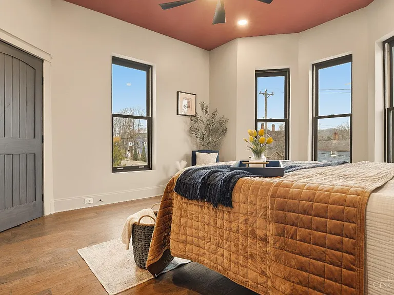 3634 Columbia Pkwy — Photo 30
