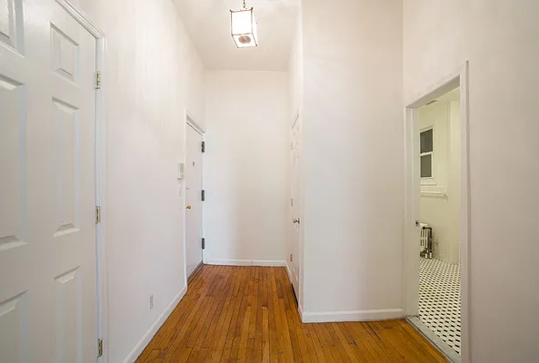 Rented by Jonathan Wachtel, LREB | media 29