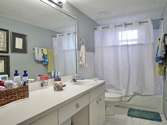 3rd image of 7430 Miami Lakes Dr #210