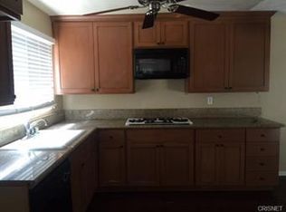 24101 Kittridge St, West Hills, CA 91307