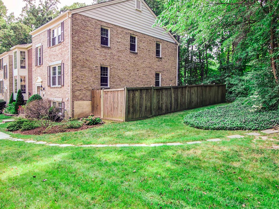 6091 Guildhall Ct, Burke, VA 22015 Zillow