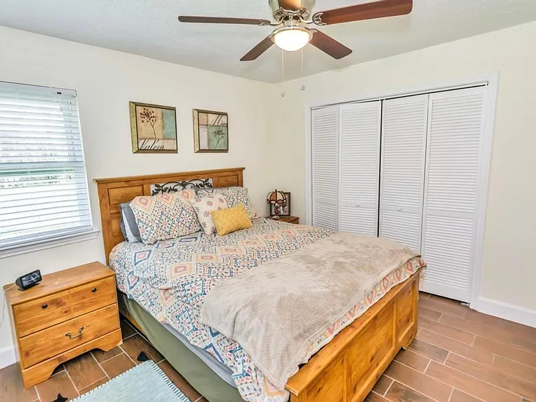 15618 Fox Springs Dr — Photo 10