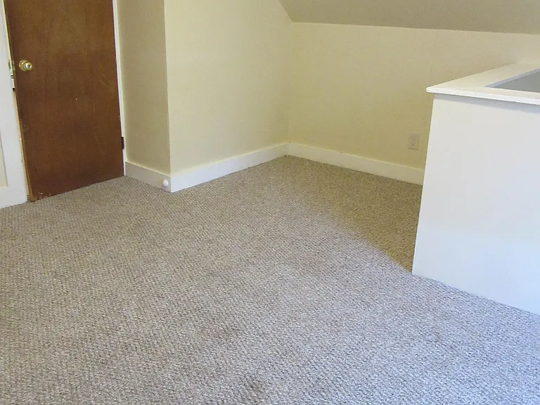 10 Ash St #2 — Photo 10