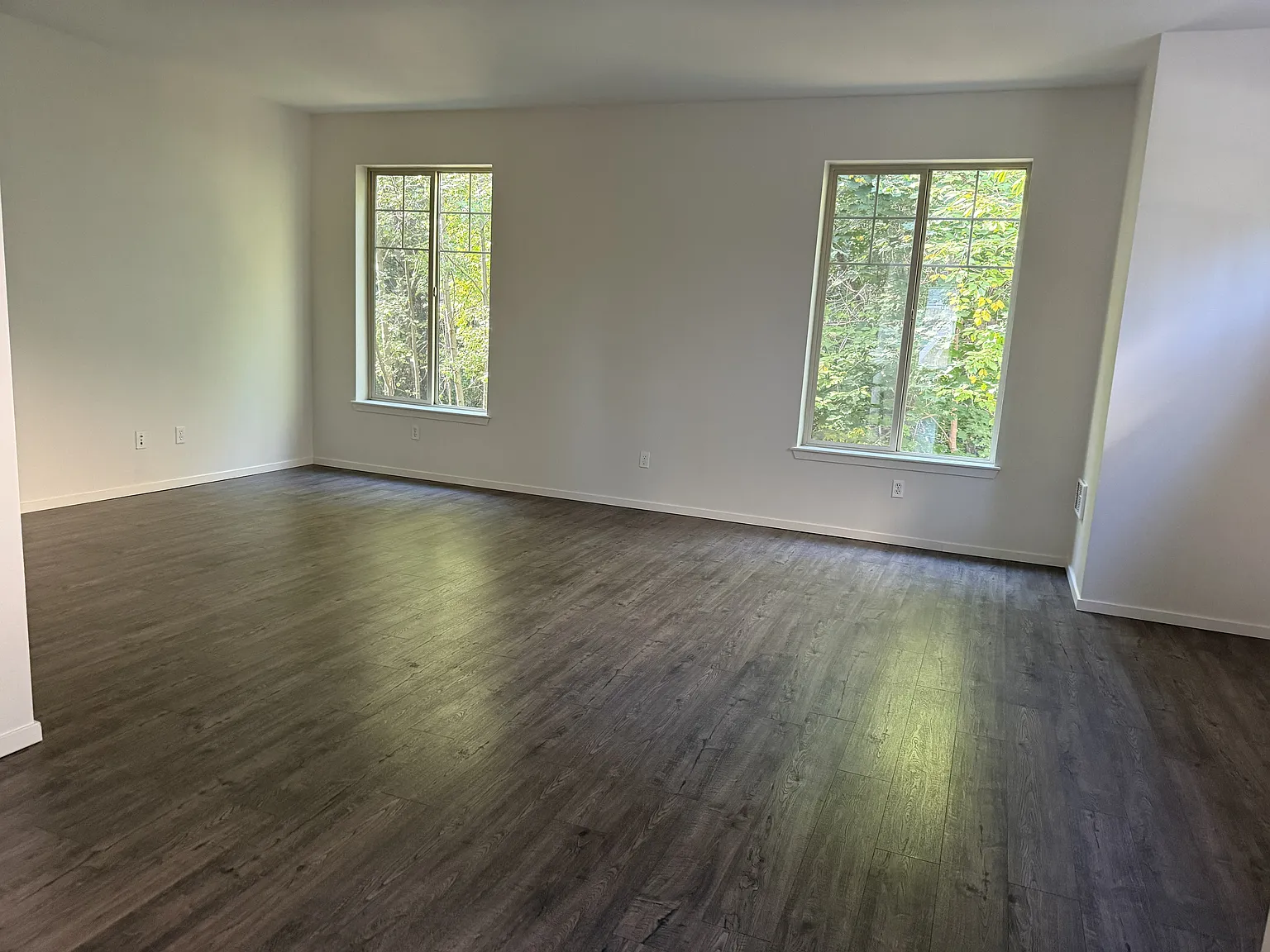 3 bed, 1453 sqft, $2,000 — Photo 3