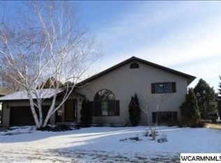1206 Horizon Dr, Marshall, MN 56258