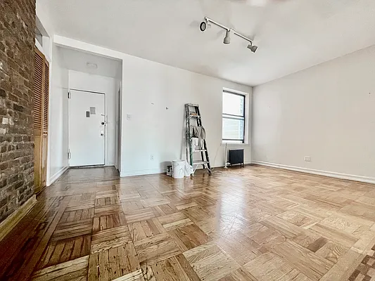 Rented by Corcoran | media 2