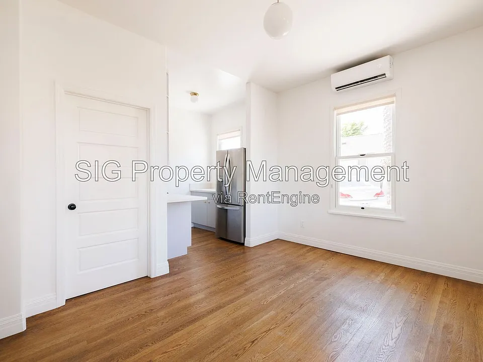 2191 El Sereno Ave #8