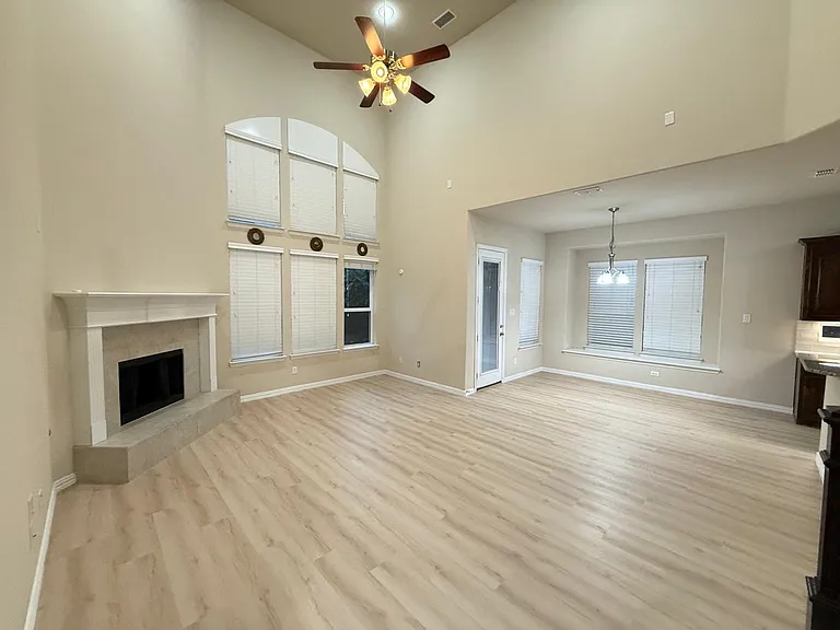 6112 Eldridge Ln — Photo 16