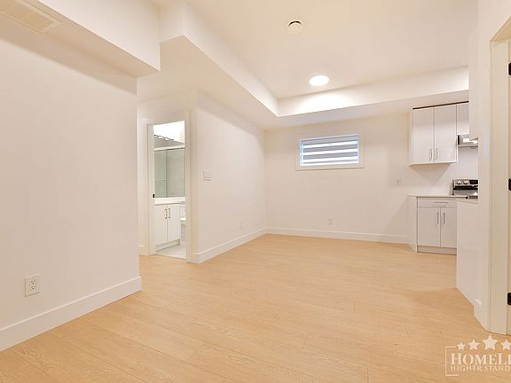 4th image of 16678 16th Ave #Basement