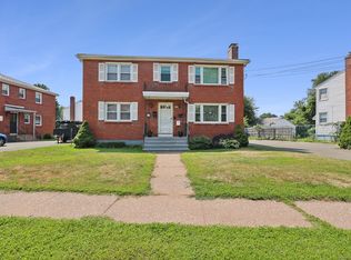 37 Cumberland Rd E, West Hartford, CT 06119