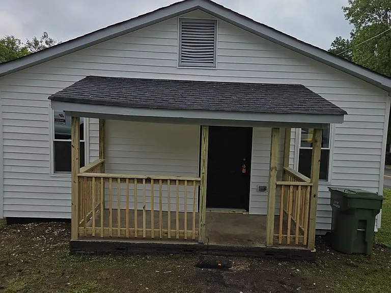 201 S Gregory St — Photo 1