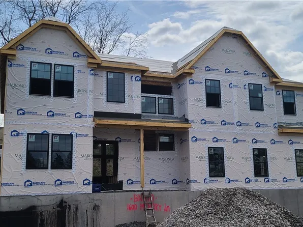 1600 Memory Lane Ct, Pittsburgh, PA 15237