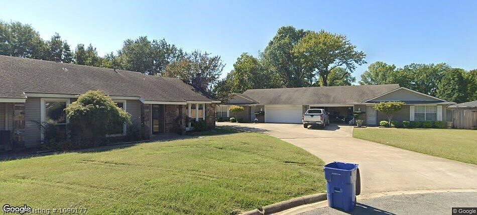 1st image of 10116 Cambridge Pl
