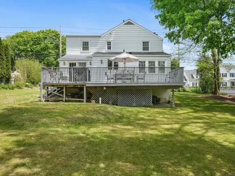 5017 Main St — Photo 3