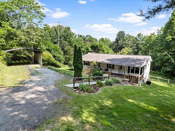 4th image of 6586 Parrott Mountain Rd