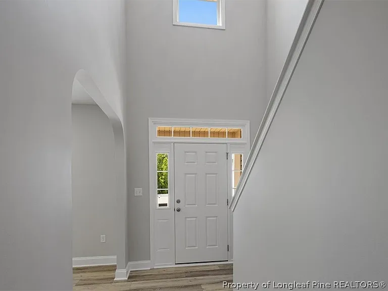 134 Huzzas Cir — Photo 3