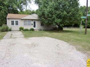 1500 Honeysuckle Rd, Sedalia, MO 65301