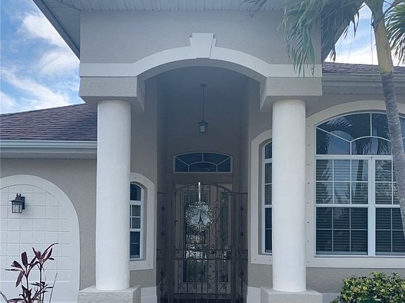 3rd image of 2716 SW 17th Place Cpe