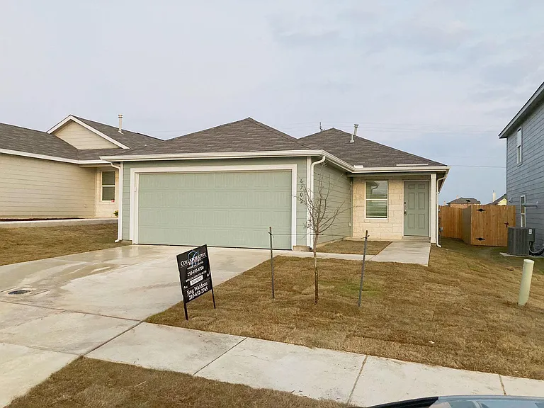 6702 Willow Lndg — Photo 1