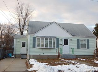 67 King St, Johnston, RI 02919