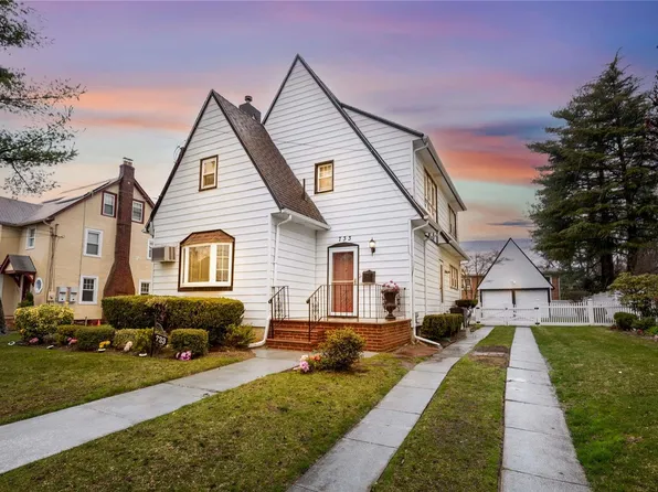 733 Stanton Avenue, Baldwin, NY 11510