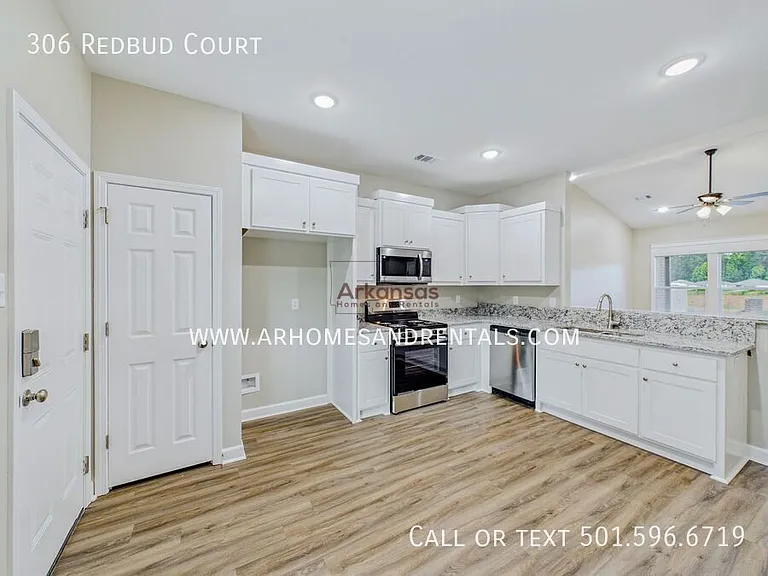 306 Redbud Ct — Photo 4