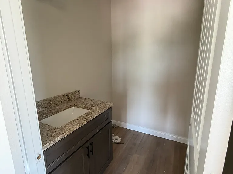 150 Pinehurst Way #1 — Photo 5