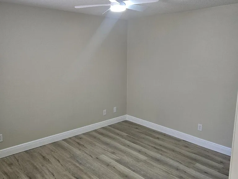 189 Seawind Dr #13 — Photo 14