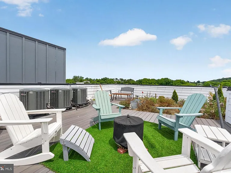 1102 Staples St NE #301 — Photo 20