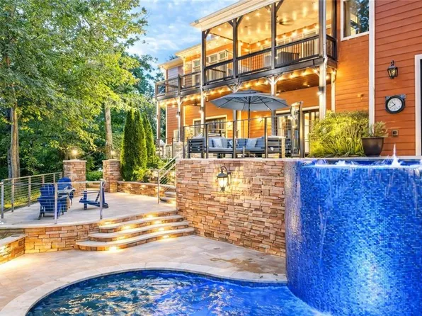 6225 Random Winds Blf, Gainesville, GA 30506