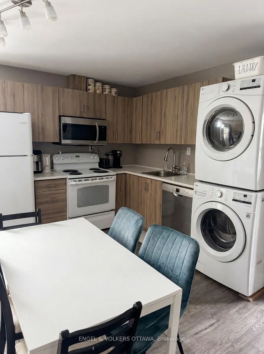 Building Photo - 535 McLeod St #2
