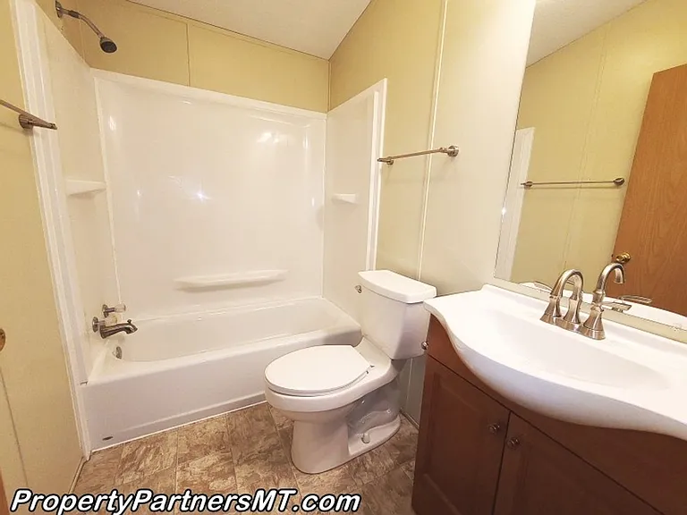 106 Sunlight Ave — Photo 10