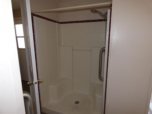 3rd image of 3502 Los Encinos St