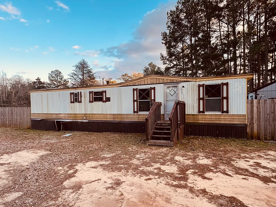1397 Hidden Oaks Dr