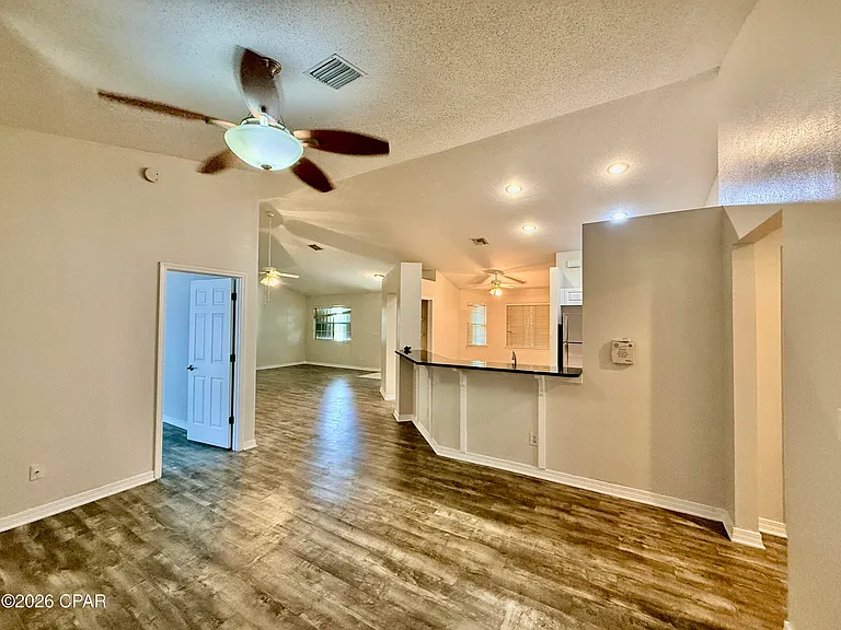 232 Summerwood Dr — Photo 5