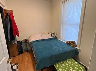 25-43 38th St #1A, Astoria, NY 11103