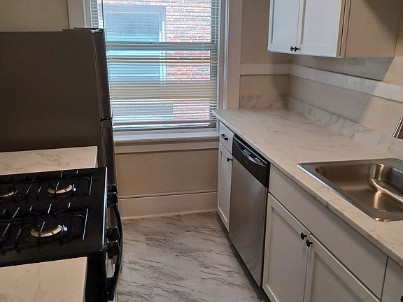 2nd image of 1531 S Rockford Ave APT 8