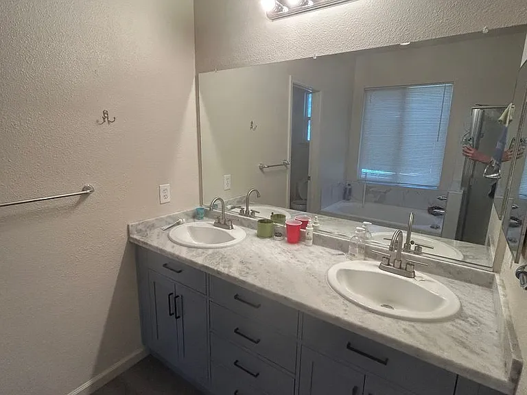 1793 Castle Way — Photo 14