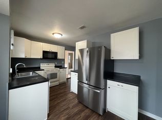 1200 Nelson St, Lincoln, NE 68521