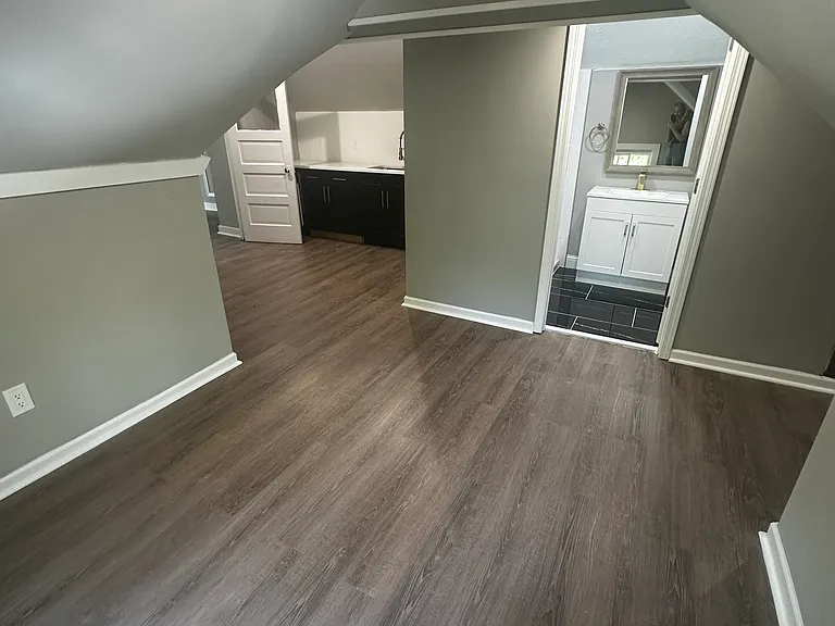 10131 Nanford Rd #3 — Photo 4