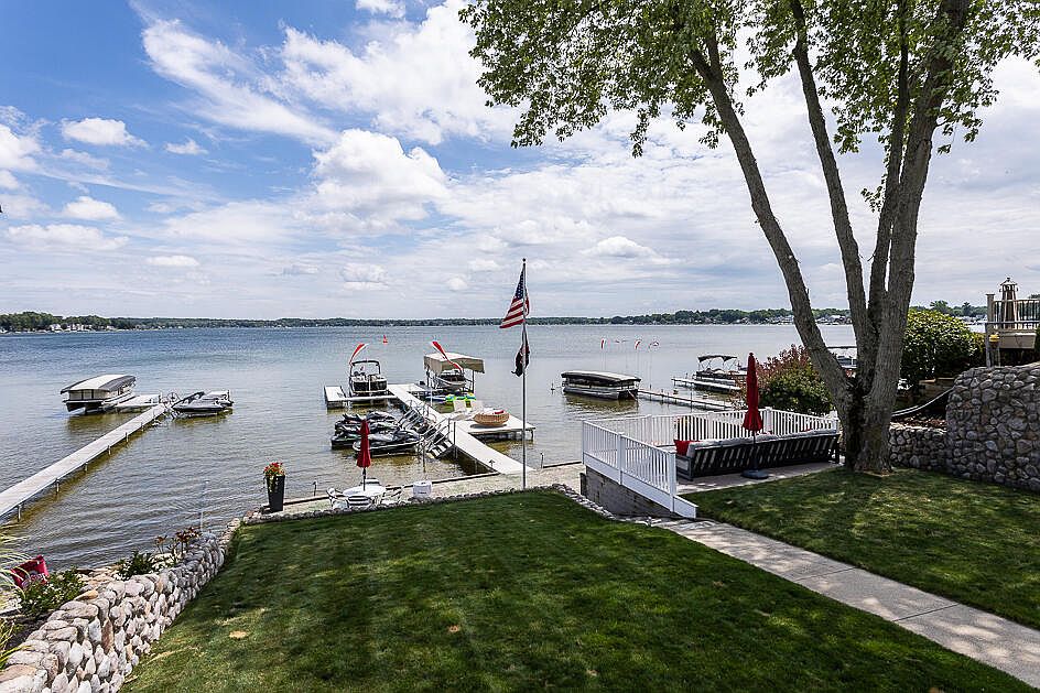 10008 Devils Lake Hwy, Manitou Beach, MI 49253 Zillow