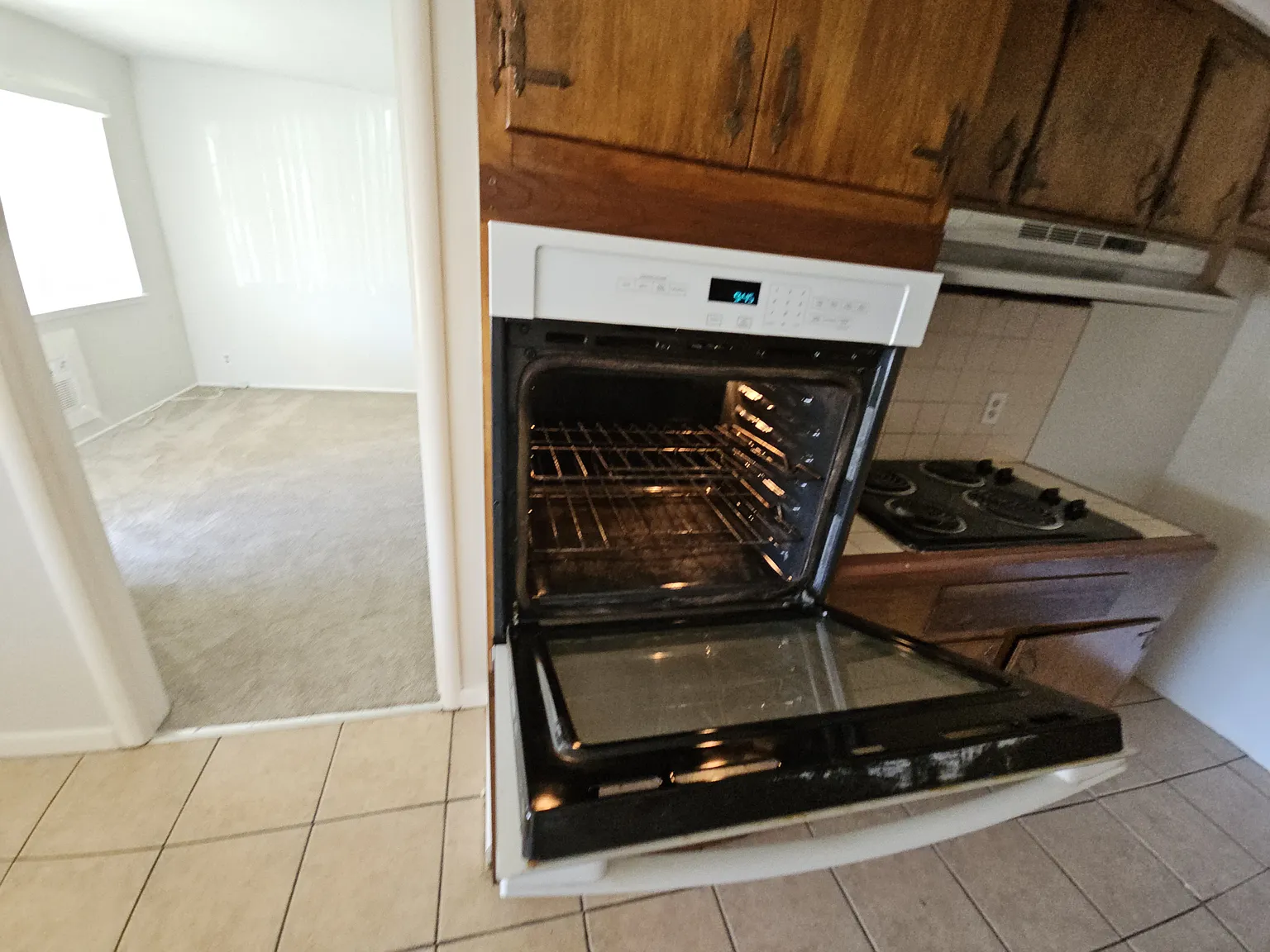 2 bed, 895 sqft, $1,995 — Photo 4