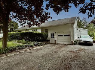 9209 Summit Street Rd, Le Roy, NY 14482